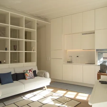 Apartment Chiado Bright Modern With Ac Elevator Lisbon