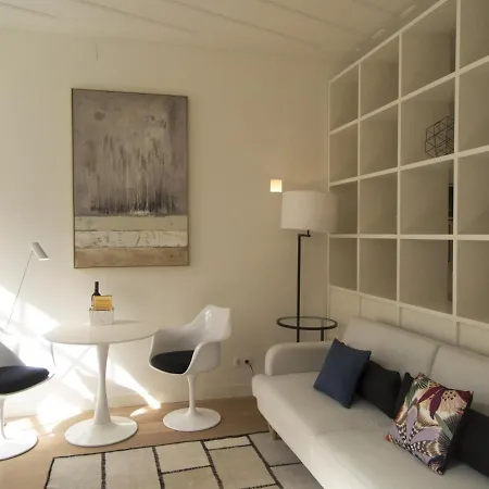 Chiado Bright Modern With Ac Elevator Apartmán