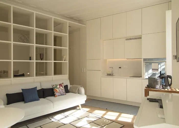 Διαμέρισμα Chiado Bright Modern With Ac Elevator Lisboa