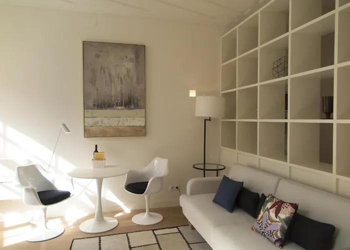Chiado Bright Modern With Ac Elevator Apartment