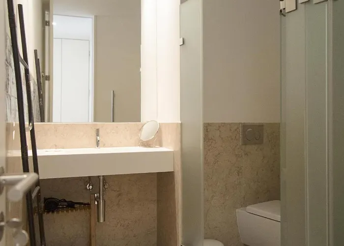 Chiado Bright Modern With Ac Elevator Lissabon